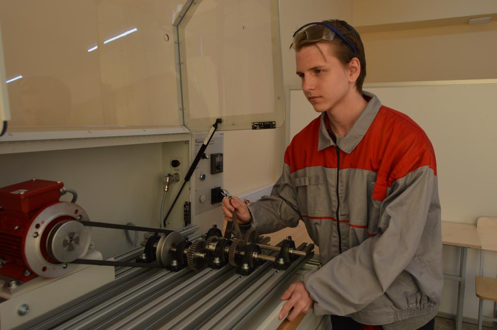 15.02.12 Монтаж, техническое обслуживание и ремонт промышленного ...