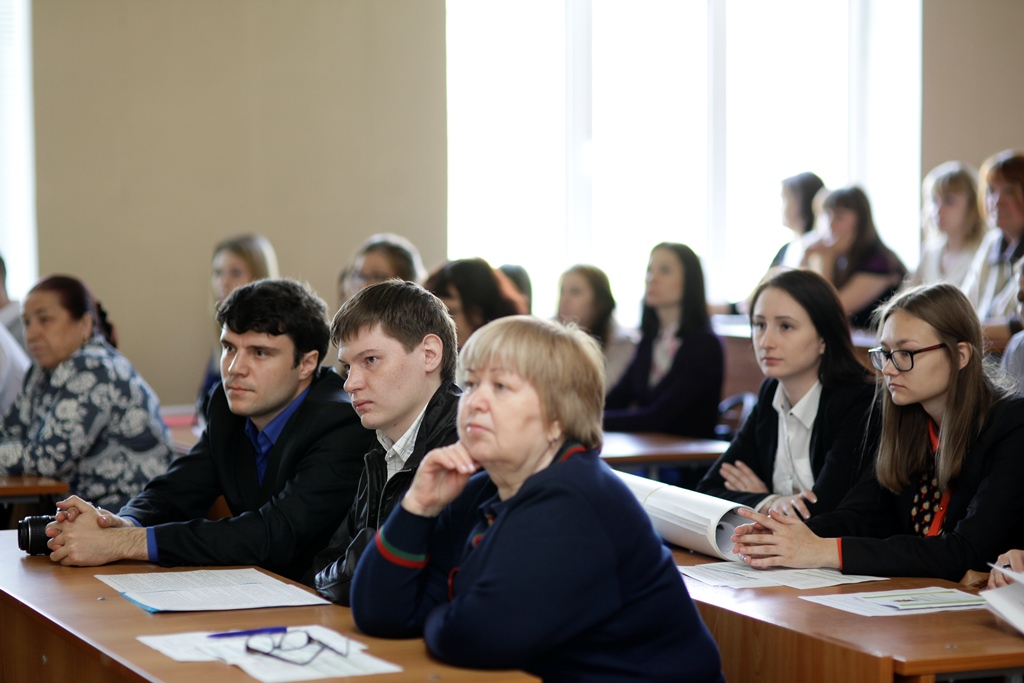 Сайт южно уральского многопрофильного колледжа. Южно-Уральский многопрофильный колледж Челябинск. Южно-Уральский многопрофильный колледж металлургический комплекс. ЮУМК Челябинск юридический. Южно-Уральский многопрофильный колледж общежитие.